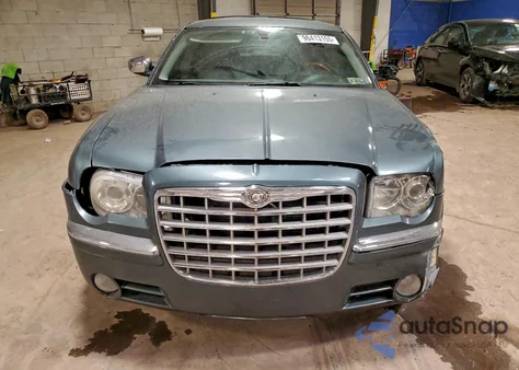 2006 Chrysler 300C из США, поврежденный, VIN 2C3LA63H16H113513